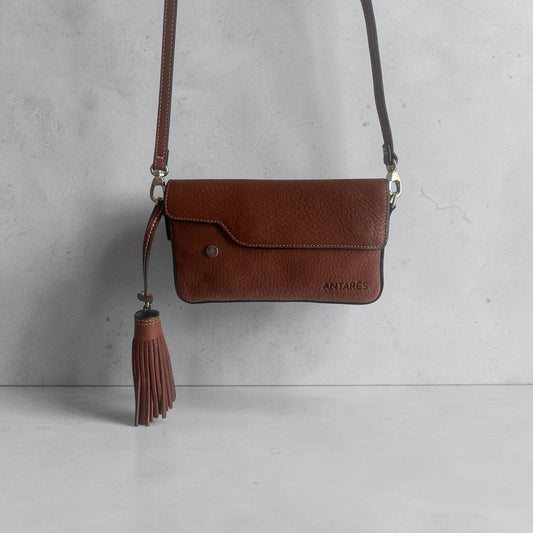 Antares Sattelleder-Schultertasche